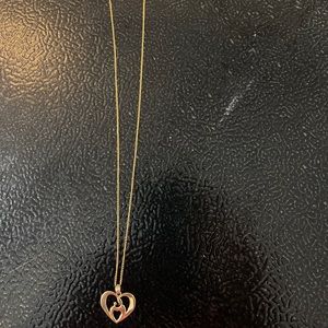 Ladies gold necklace